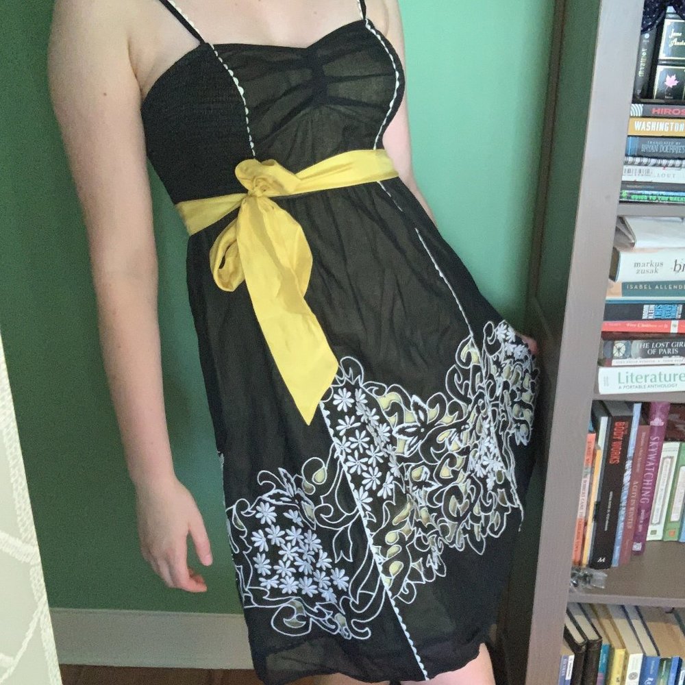 Floreat Sleeveless Midi Dress - Wear two ways!